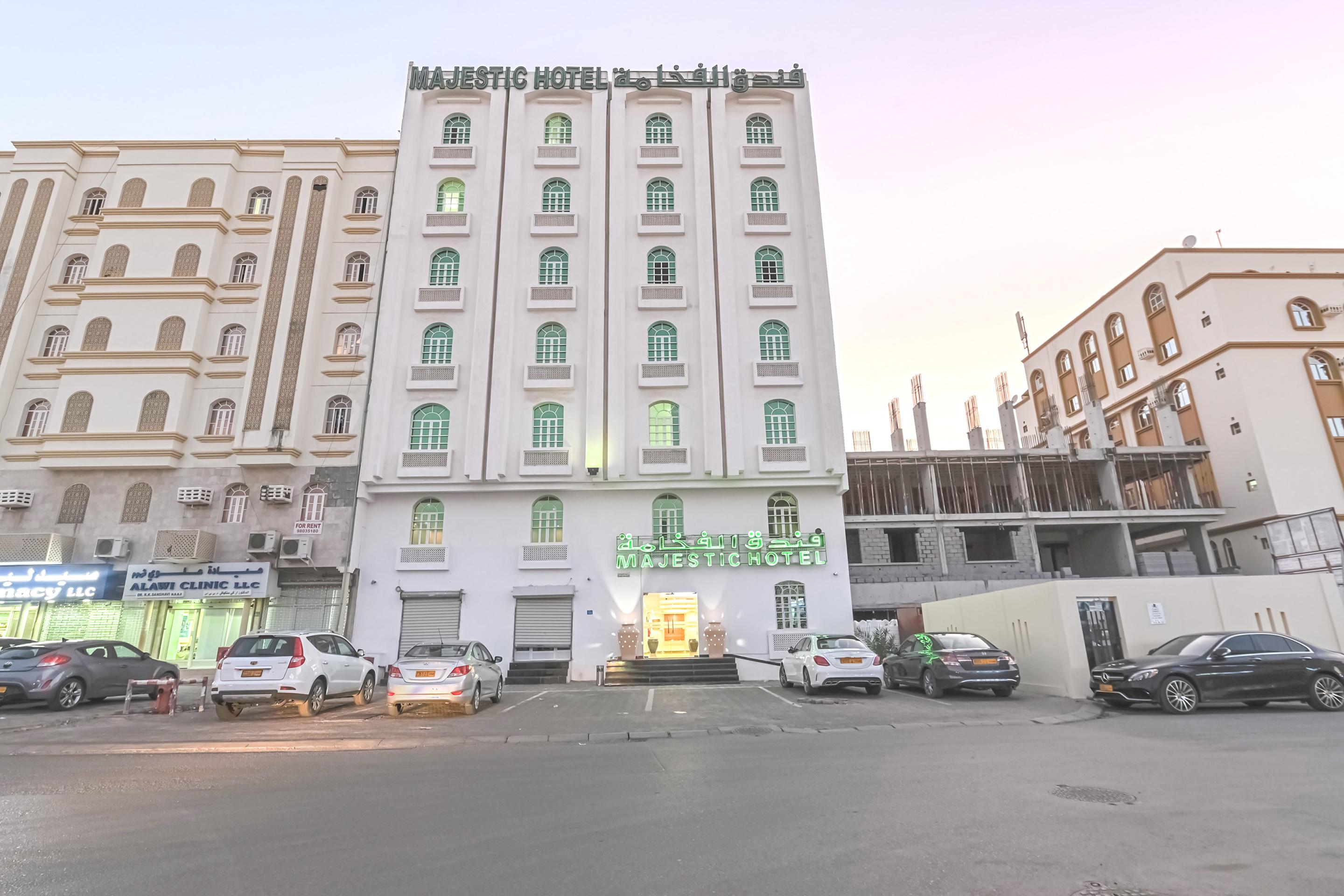 Majestic Hotel Wādī Kabīr Eksteriør billede